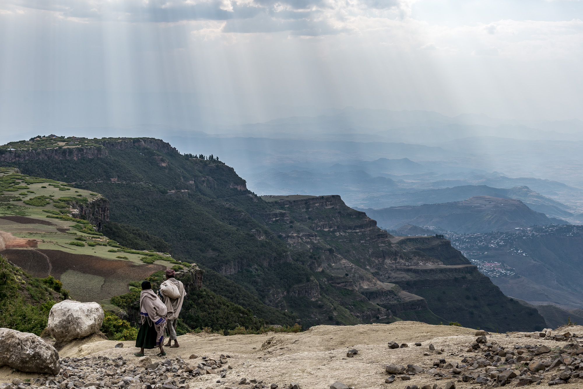 un sentiero negli altipiani etiopi vicino al Lalibela
