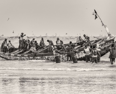 Senegal, Fishermen in Kayar