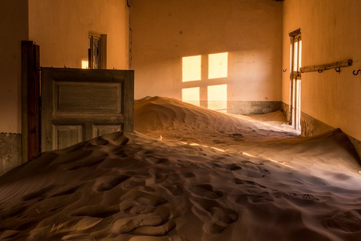 Kolmanskop diamantenstadt in namibia